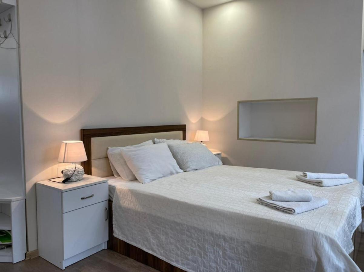 טביליסי Georgian Guest House On Asatiani מראה חיצוני תמונה