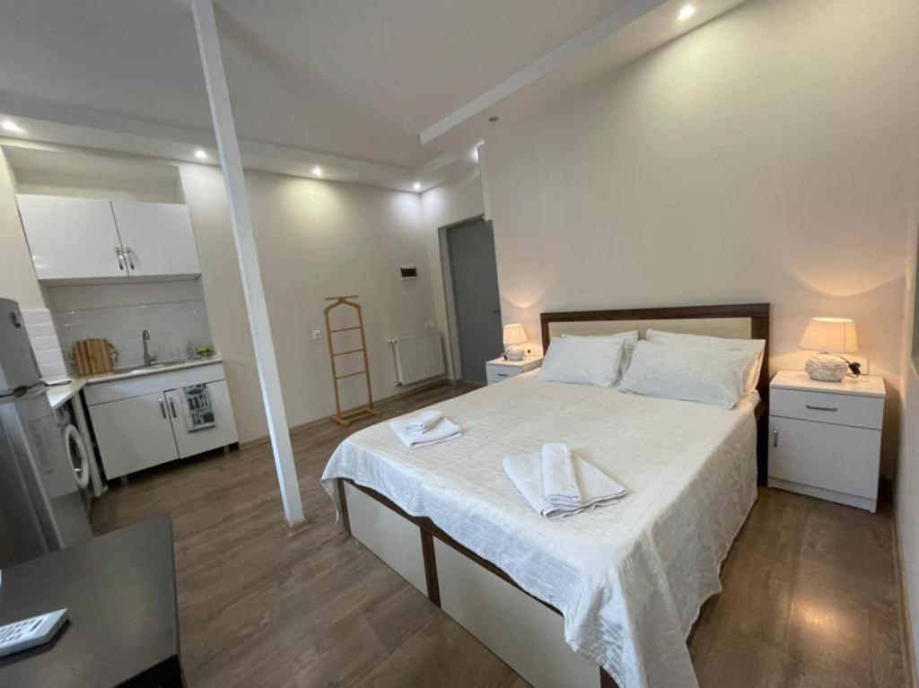טביליסי Georgian Guest House On Asatiani מראה חיצוני תמונה