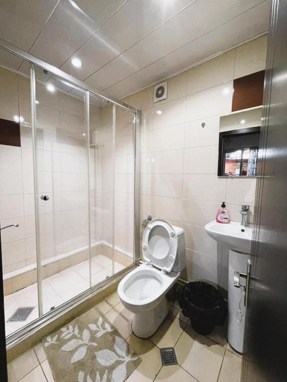 טביליסי Georgian Guest House On Asatiani מראה חיצוני תמונה