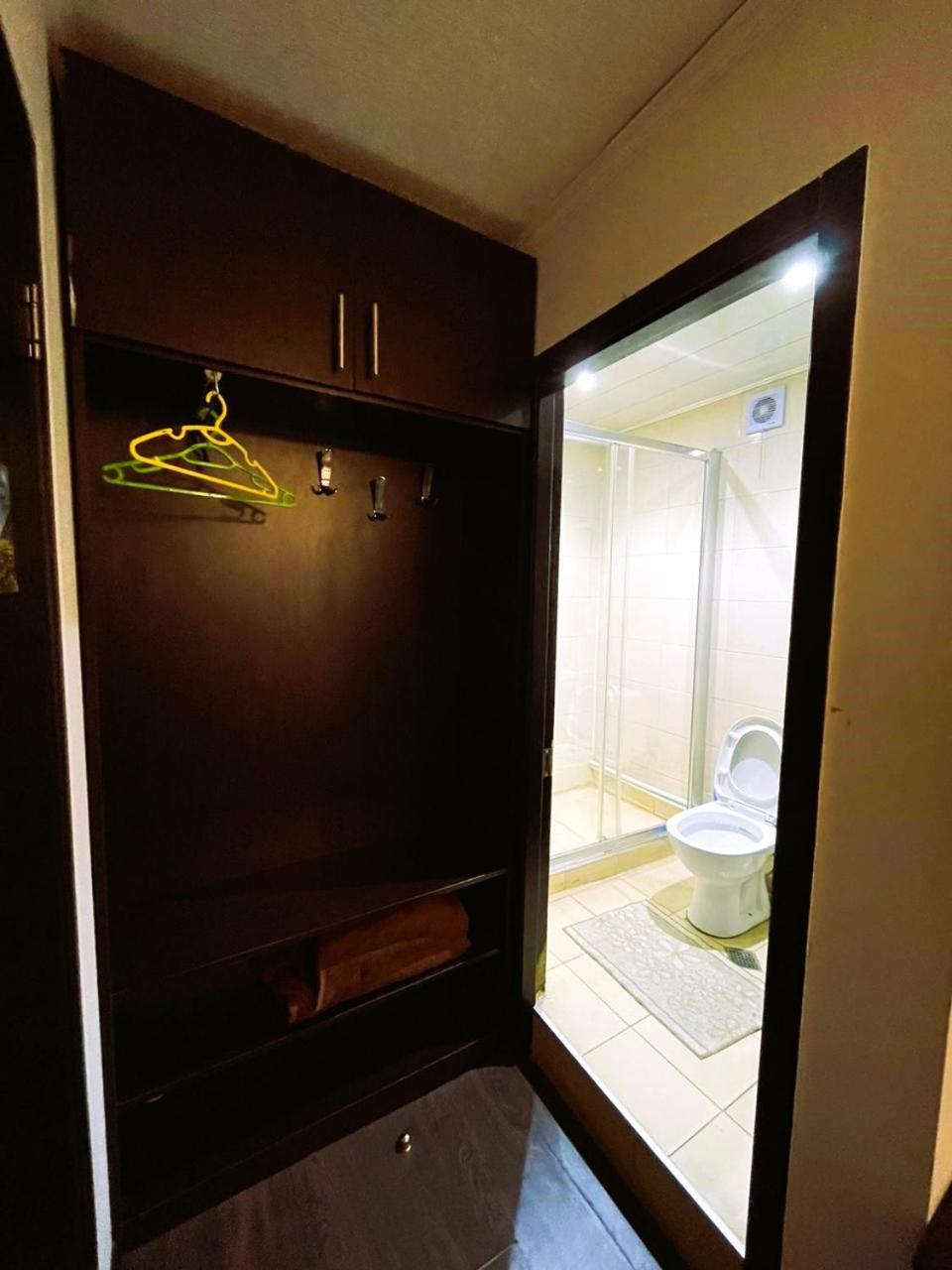 טביליסי Georgian Guest House On Asatiani מראה חיצוני תמונה