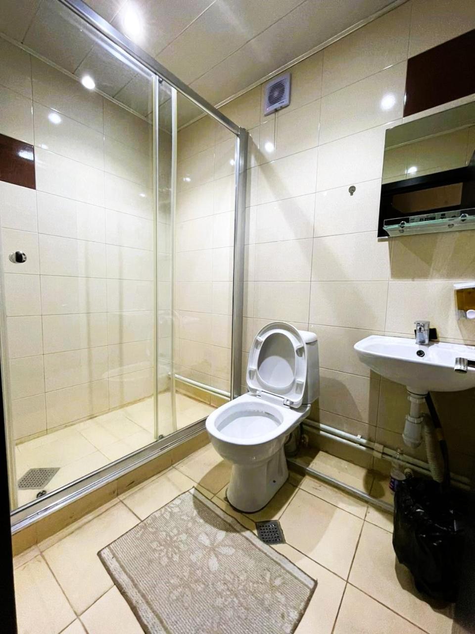 טביליסי Georgian Guest House On Asatiani מראה חיצוני תמונה