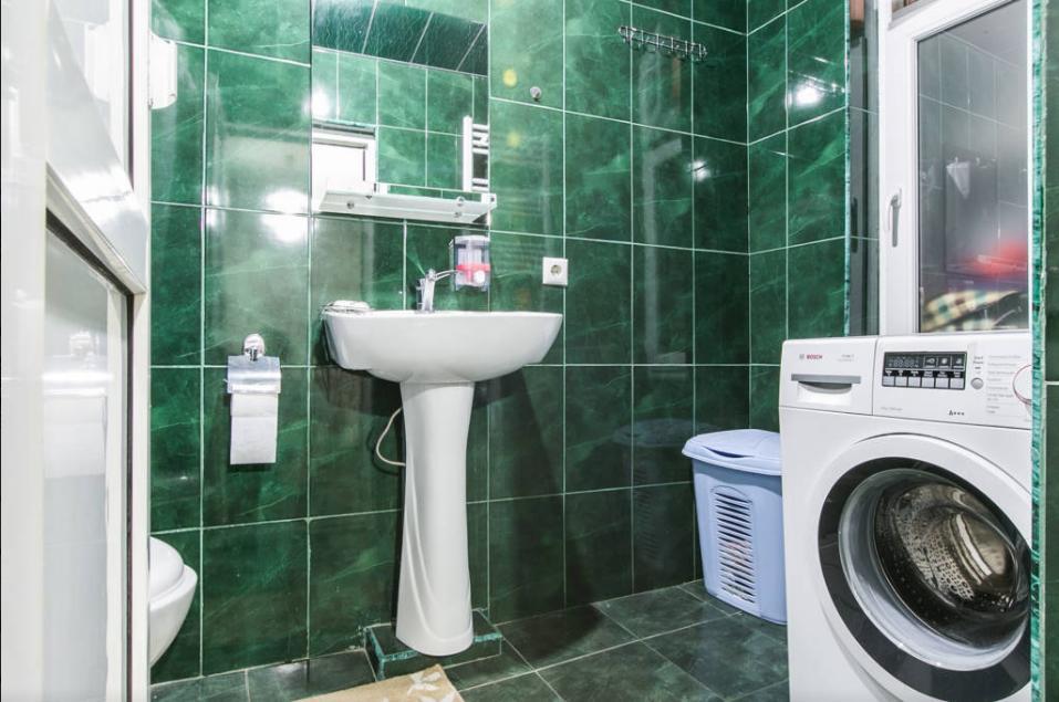 טביליסי Georgian Guest House On Asatiani מראה חיצוני תמונה