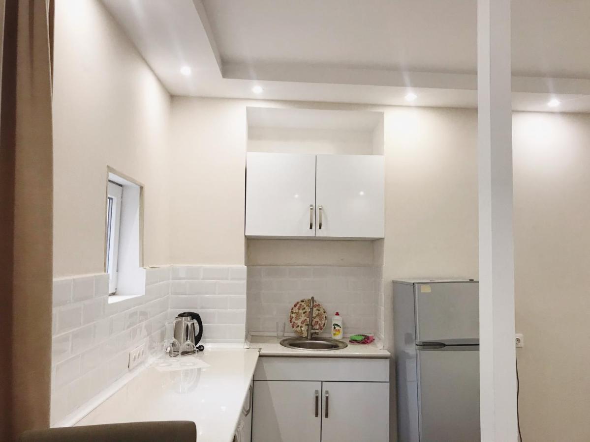 טביליסי Georgian Guest House On Asatiani מראה חיצוני תמונה